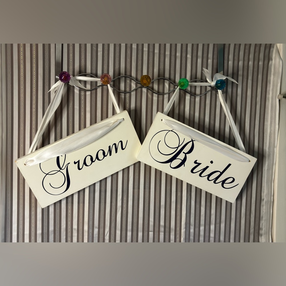 Bride & Groom Signs